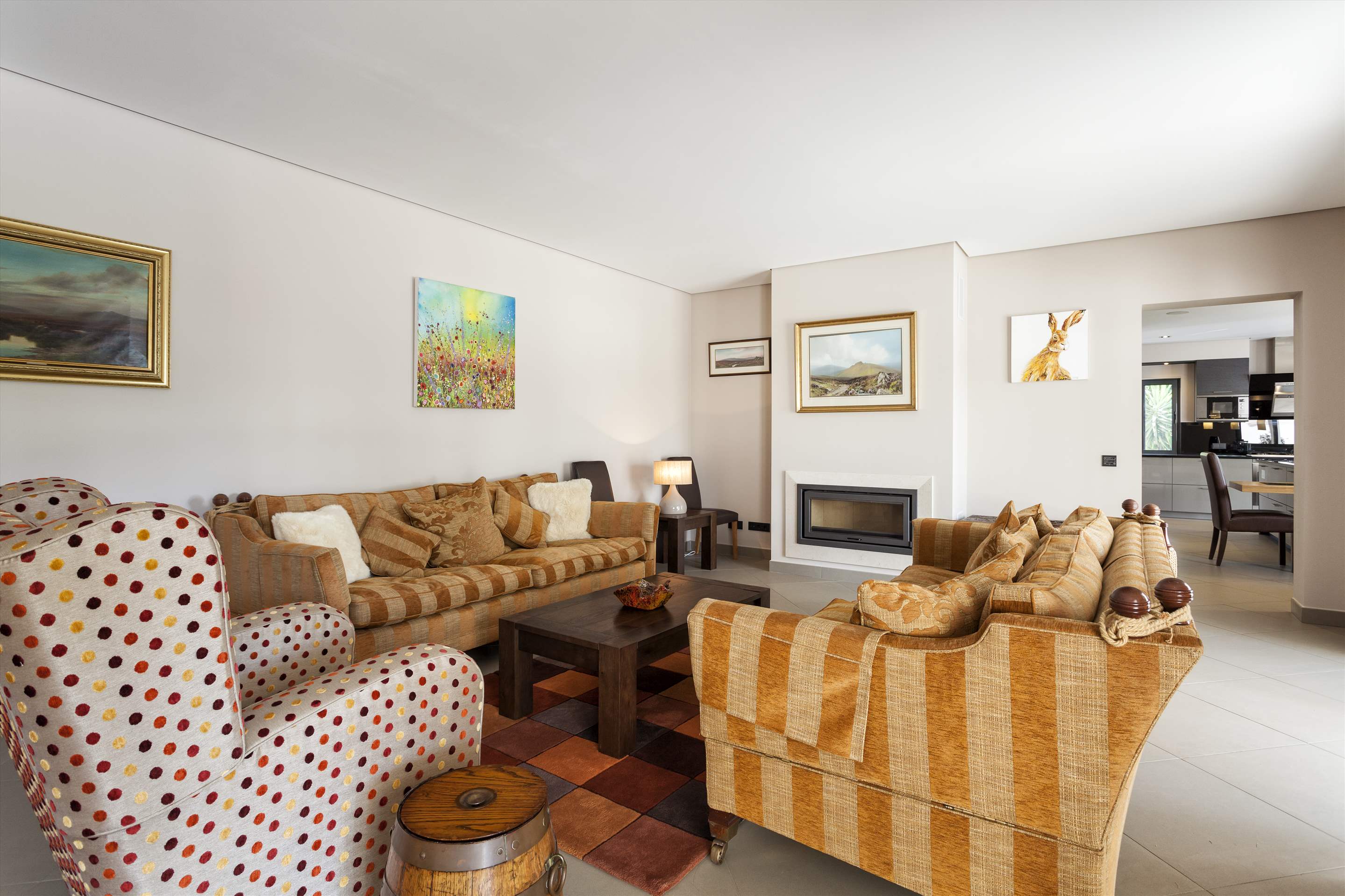Villa Catia - 5 Bedroom Villa in Vale do Lobo
