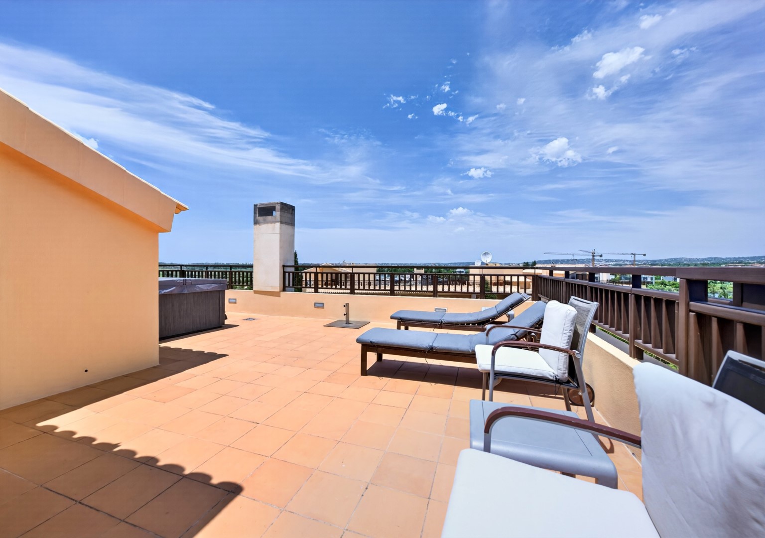 Apartment Sunshine 2 - 3 Bedroom Apartment in Vilamoura